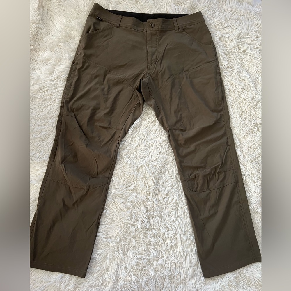 KUHL RENEGADE Rock Men’s Pants - Size 38 x30 - tapered fit